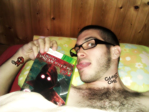 Game%20one%20liebt%20deadly%20premonition_speckfett