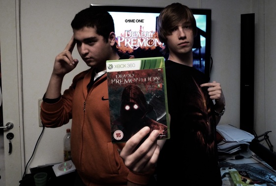Gameone%20-%20deadly%20premonition%20fan%20foto